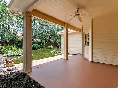 Building Photo - 1514 Mooreshill Dr