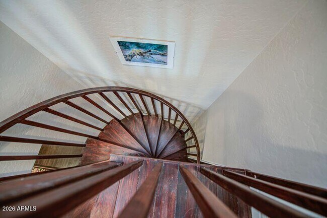 Building Photo - 2201 E Tahitian Way