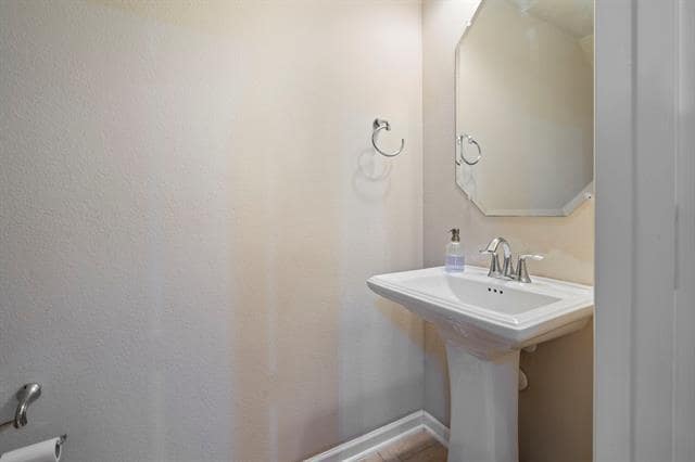 Building Photo - 1016 Lone Ivory Trail