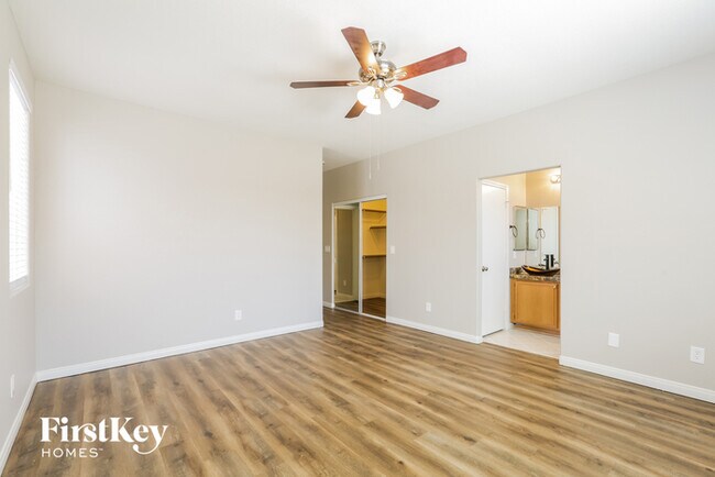 Building Photo - 8237 Cassis Ct
