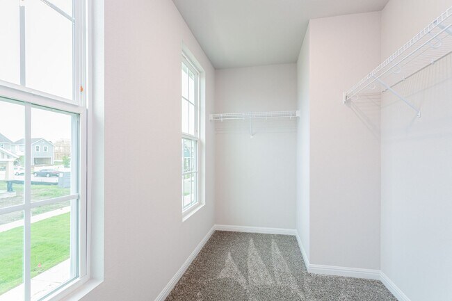 Building Photo - 1532 Arbor Knot Dr