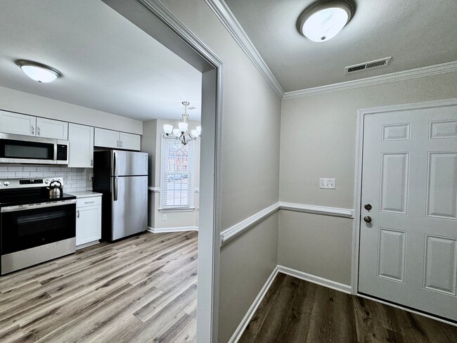 Building Photo - READY NOW!! Completely Updated 3-Bedroom Townhome in Kempsville Lake! Fenced Backyard - Pet Frien...