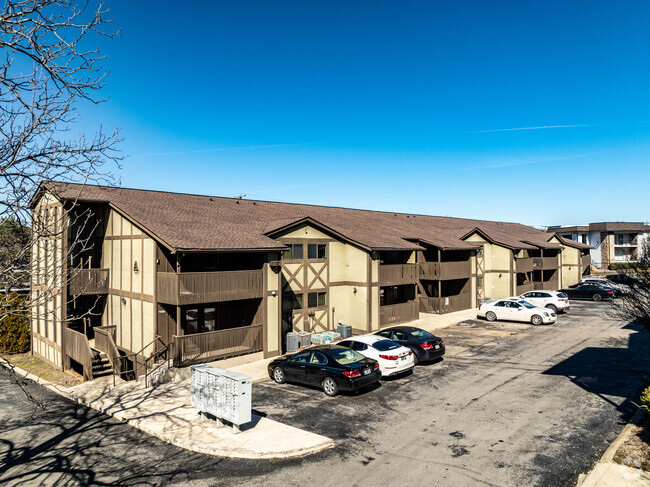 Building Photo - Heatherwood Apartments