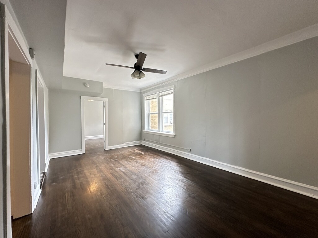 Building Photo - 4751 N Monticello Ave