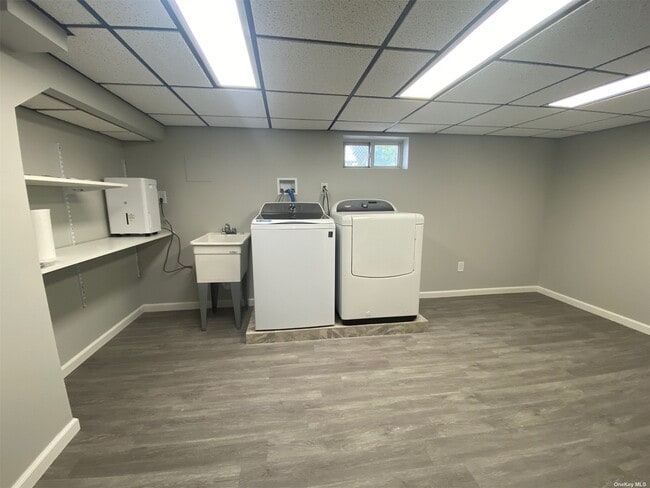 Building Photo - 46 13th Ave