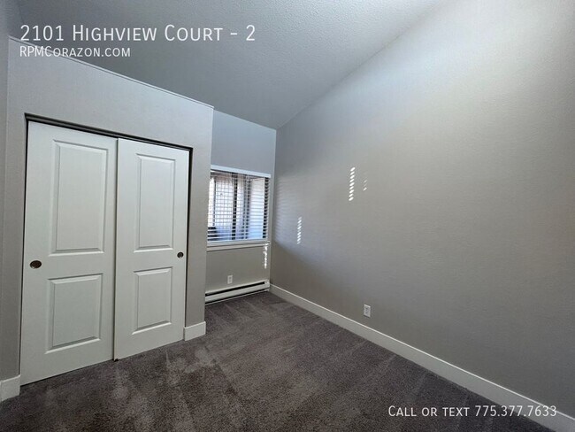 Building Photo - 2101 Highview Ct