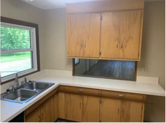 Building Photo - 1539 E 9th St