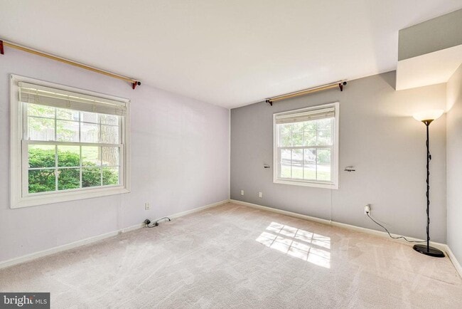 Building Photo - 5909 Prince James Dr