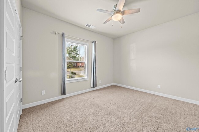 Building Photo - 3013 Mallard Point Dr SE