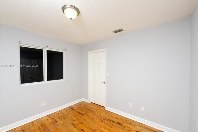 Building Photo - 14471 SW 139th Ave Cir W