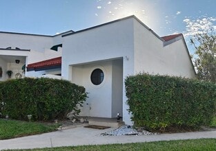 Building Photo - 385 NW 36th Ave