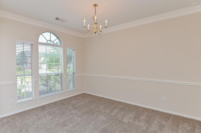 Building Photo - 211 Elana Ln