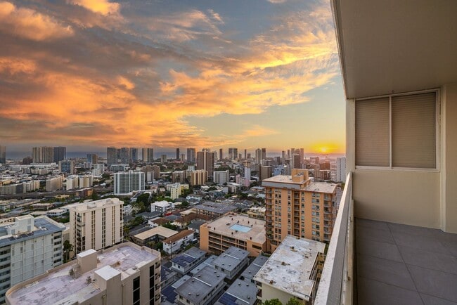 Building Photo - 999 Wilder Ave