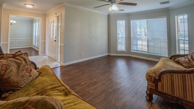 Building Photo - 5507 Slashwood Ln