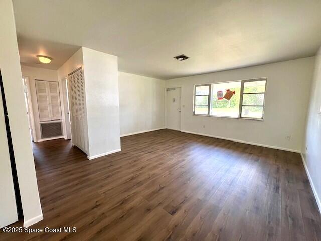 Building Photo - 2955 Redgrove Dr NE