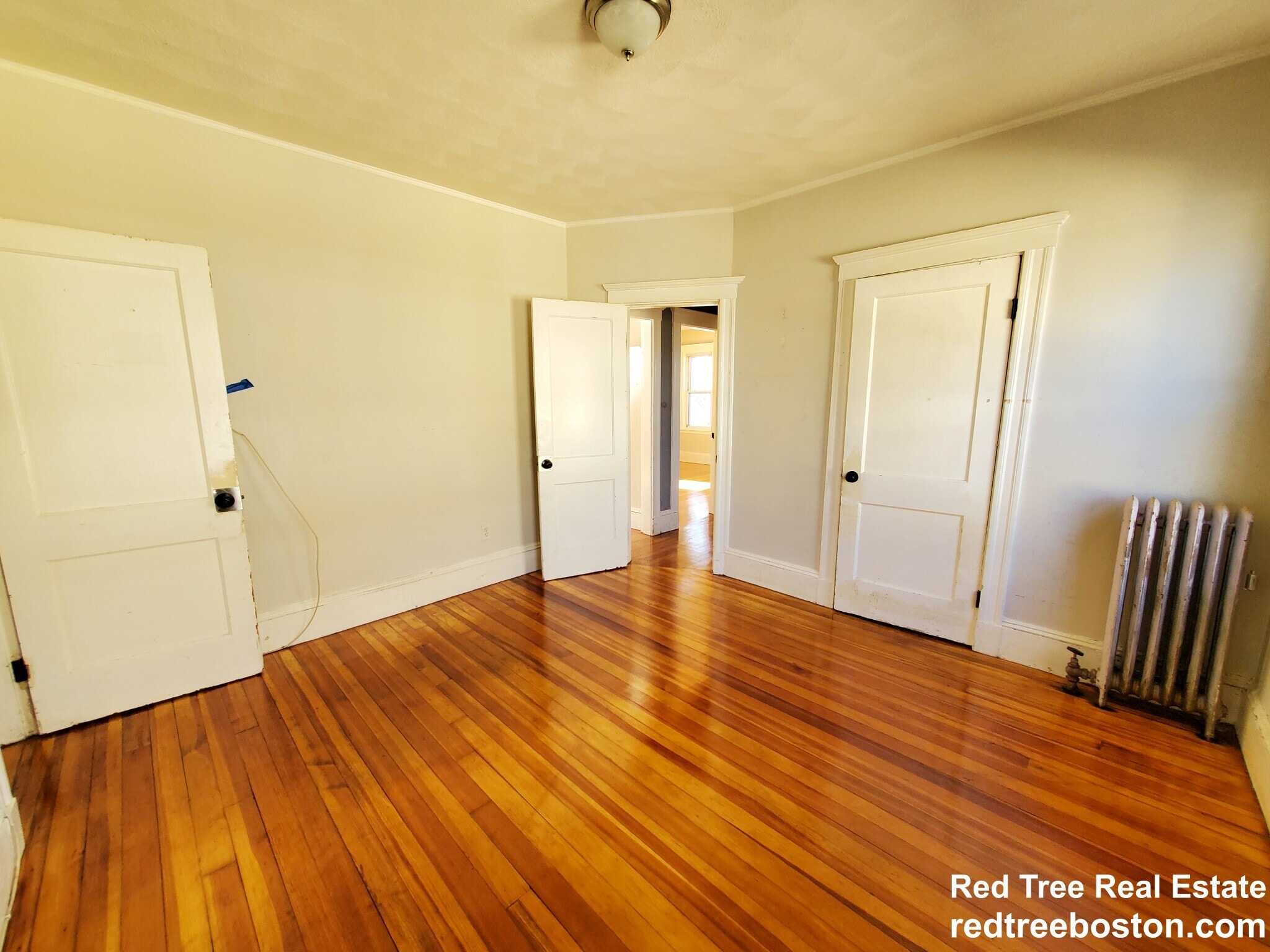 Building Photo - 623 Fellsway