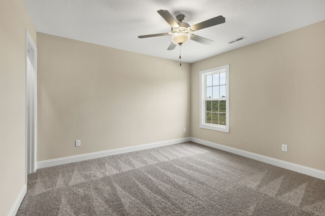 Building Photo - 463 Worsley Wy