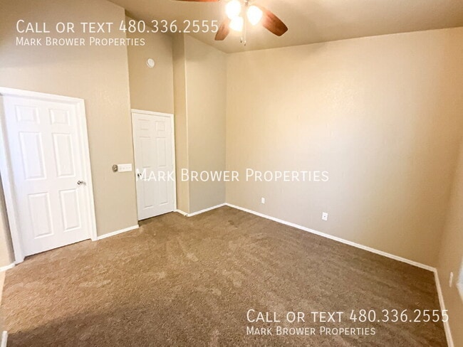 Building Photo - 500 N Roosevelt Ave