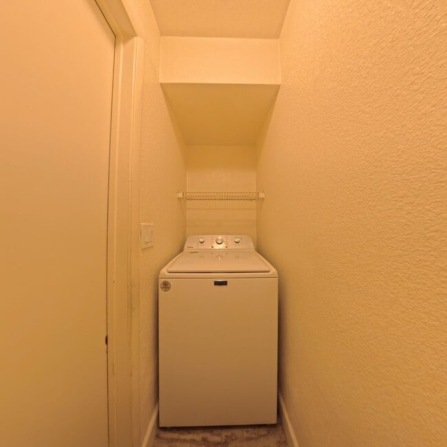 Building Photo - 8101 W Flamingo Rd