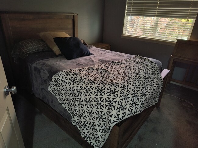 Bedroom 3 - 6334 SW Vinwood Ter