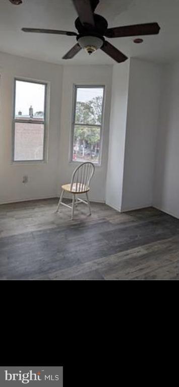 Building Photo - 5231 Greenway Ave