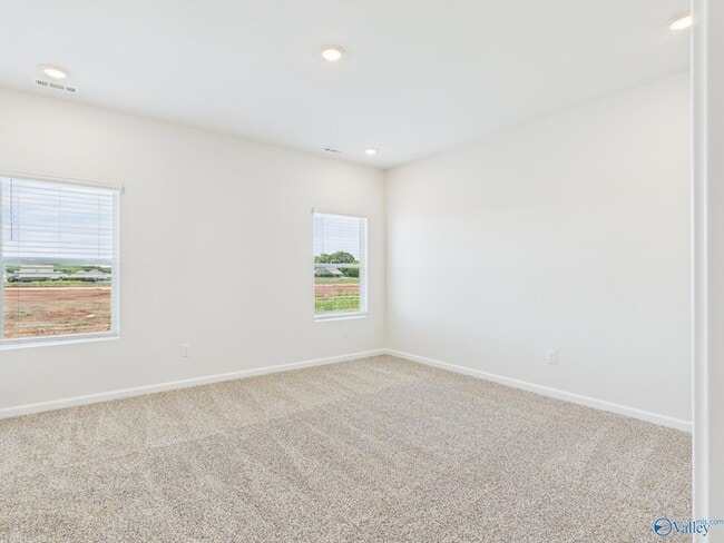 Building Photo - 125 Betty Williams Dr