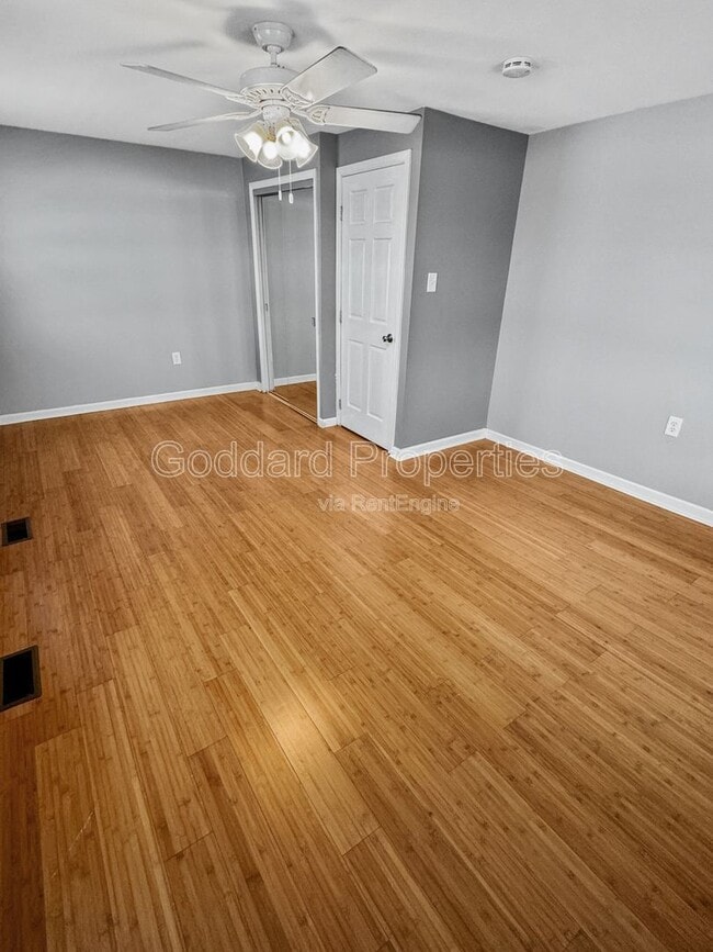 Building Photo - 412 Ripplewood Rd