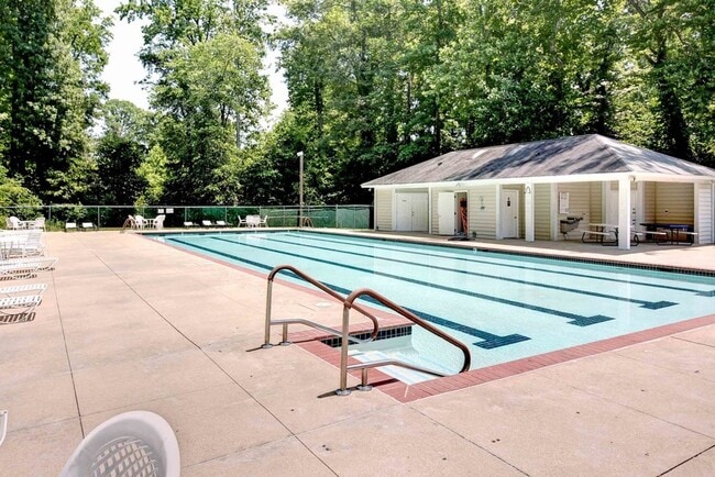 Building Photo - Peaceful Retreat in Willow Lakes