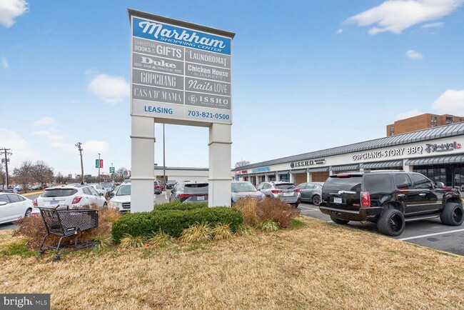 Building Photo - 4071 Championship Ct