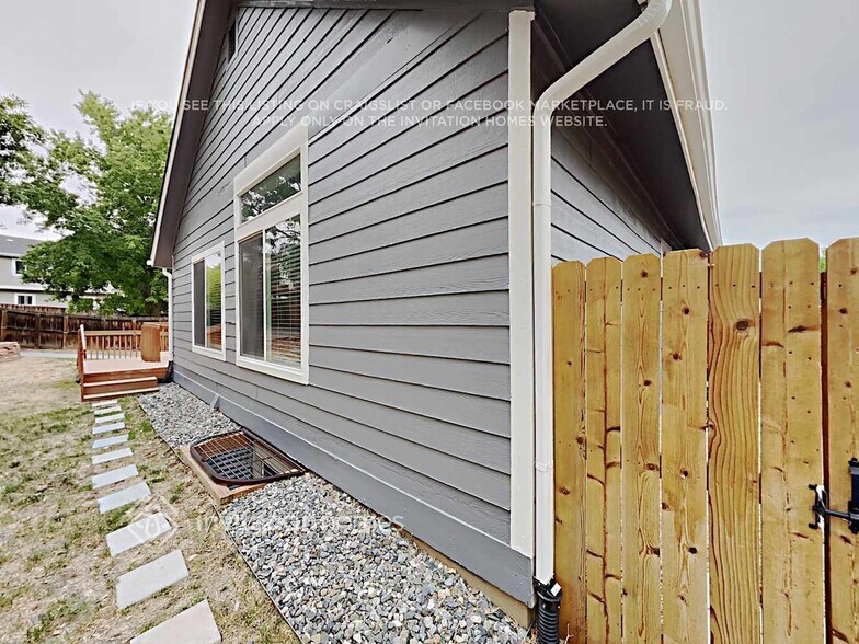 Building Photo - 10277 Dusk Way