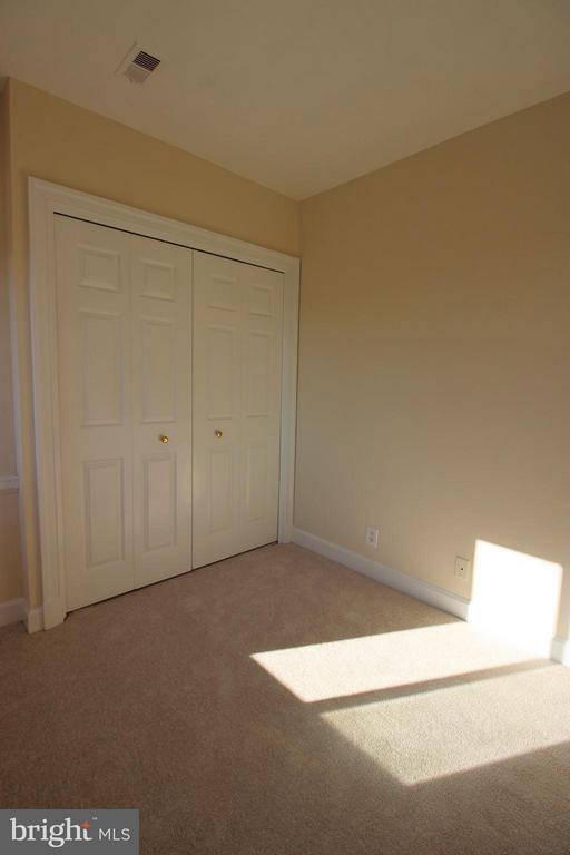 Building Photo - 1224 Eton Ct NW