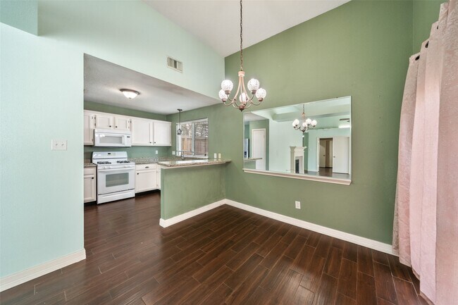 Building Photo - 16170 Golden Sands Dr