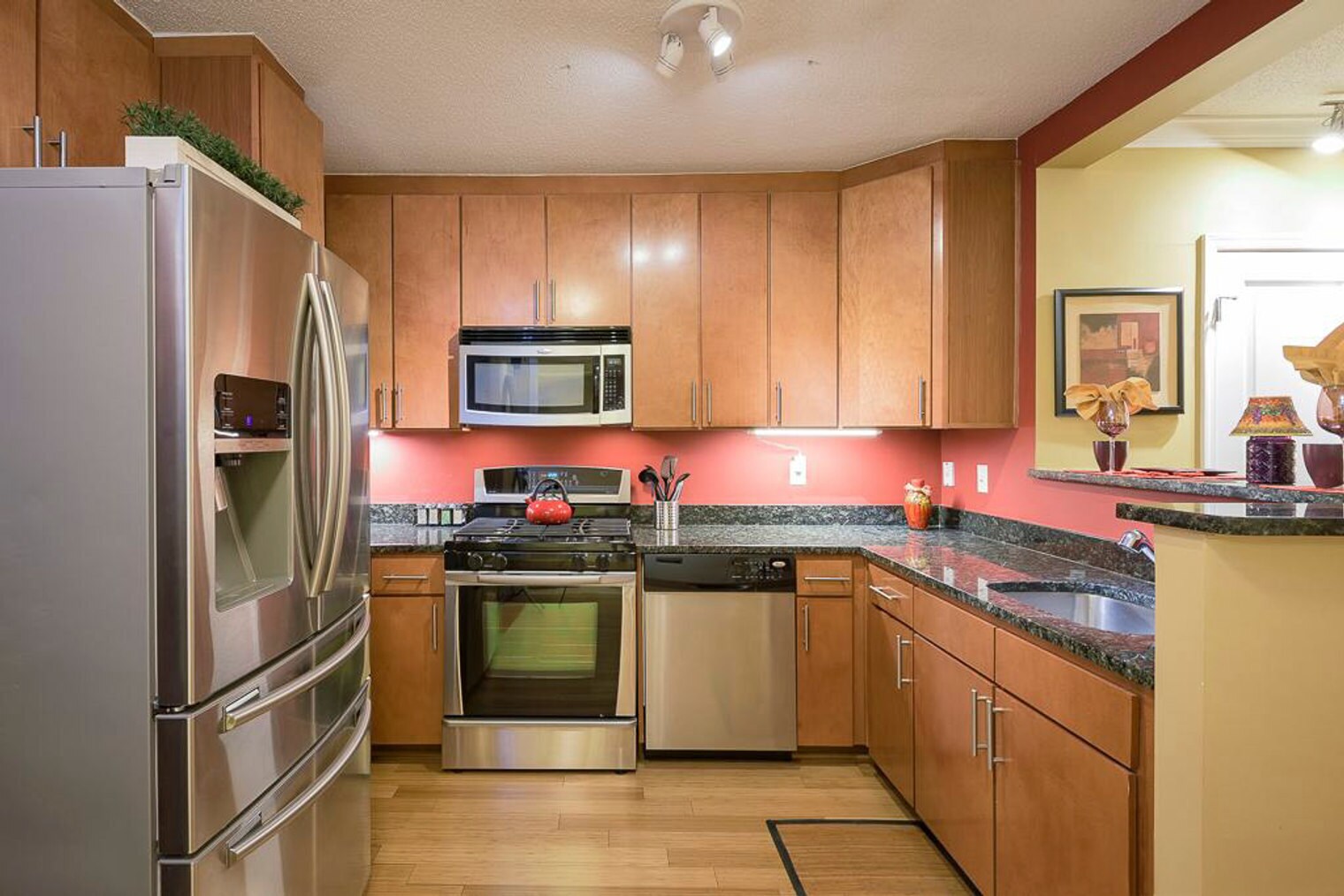 Building Photo - 912 F St NW