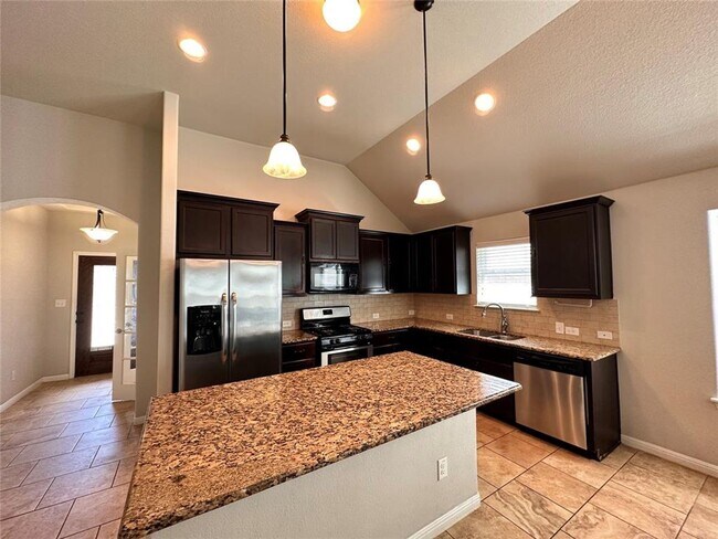 Building Photo - Round Rock Charmer!