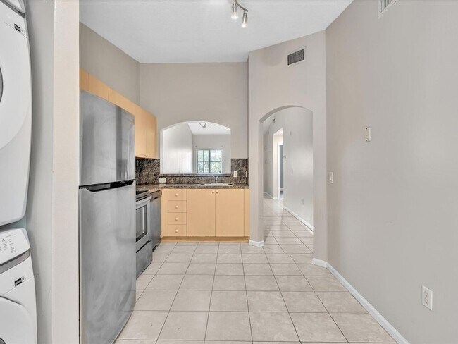 Building Photo - 3504 Briar Bay Blvd