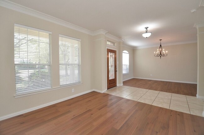 Building Photo - 5527 Baron Ridge Ln