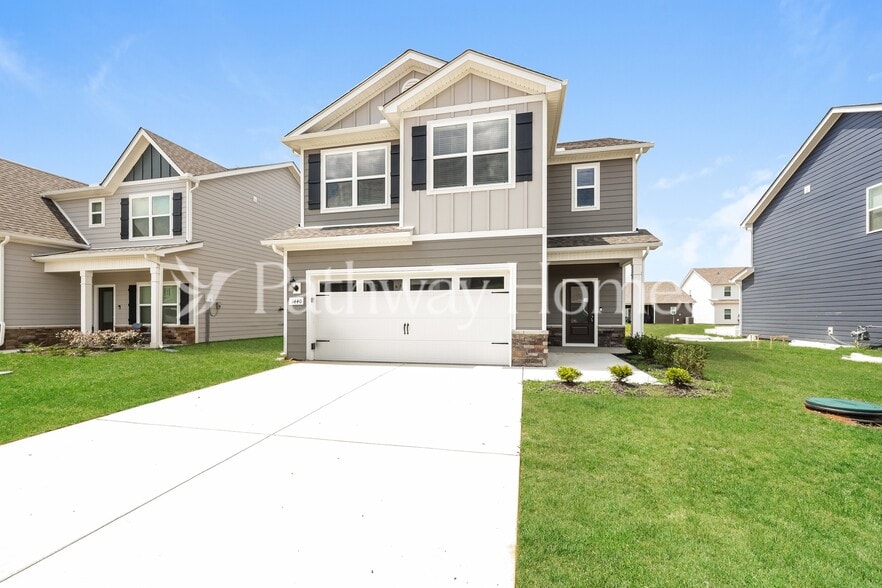 Building Photo - 3440 Quintana Dr