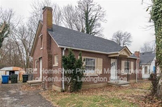 Building Photo - 200 Floral Park