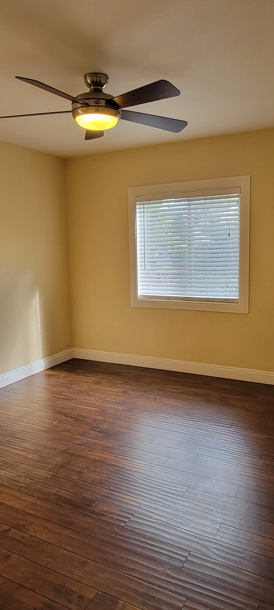 Building Photo - 17565 Bullock St