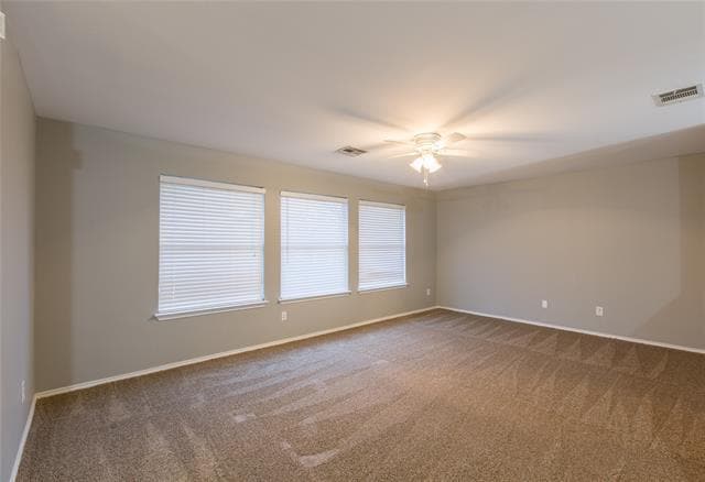 Building Photo - 2021 Bridgeport Dr