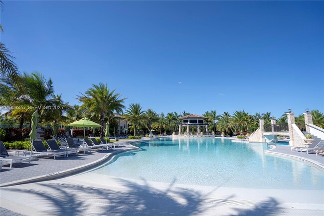 Building Photo - 8875 NW 102nd Pl