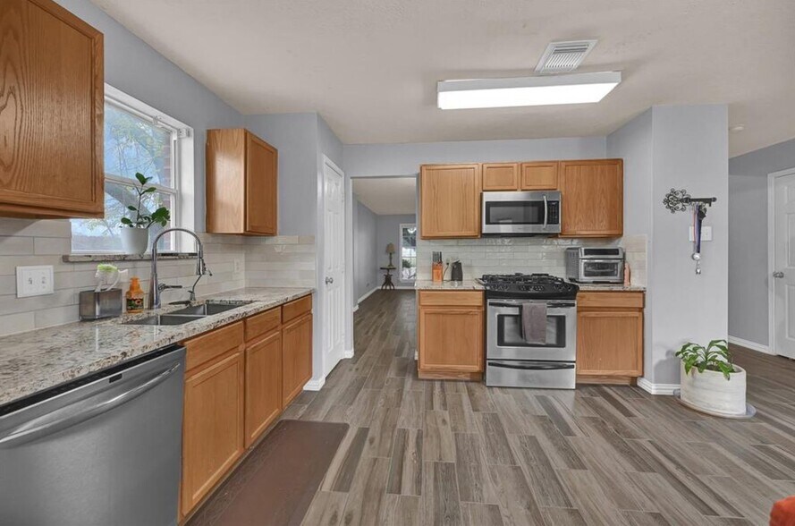 Building Photo - 3202 Starbridge Park Ln