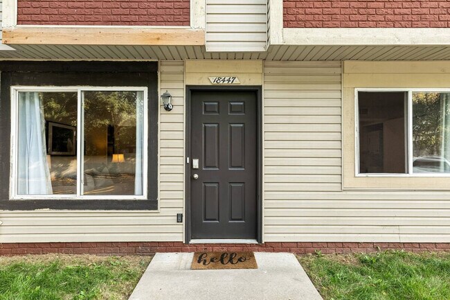 Building Photo - 18451 Sharon Ln