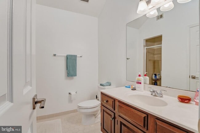 Building Photo - 10219 Aspen Willow Dr