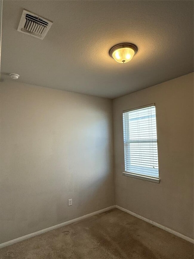 Building Photo - 6516 Ranchito Dr