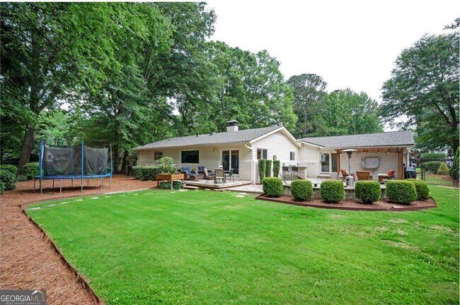 Building Photo - 3850 Beya Way