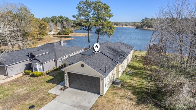 Building Photo - 475 Pinnacle