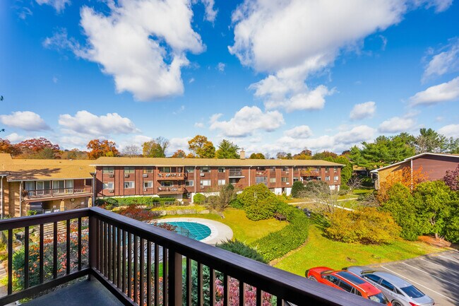 Building Photo - 154 Cold Spring Rd