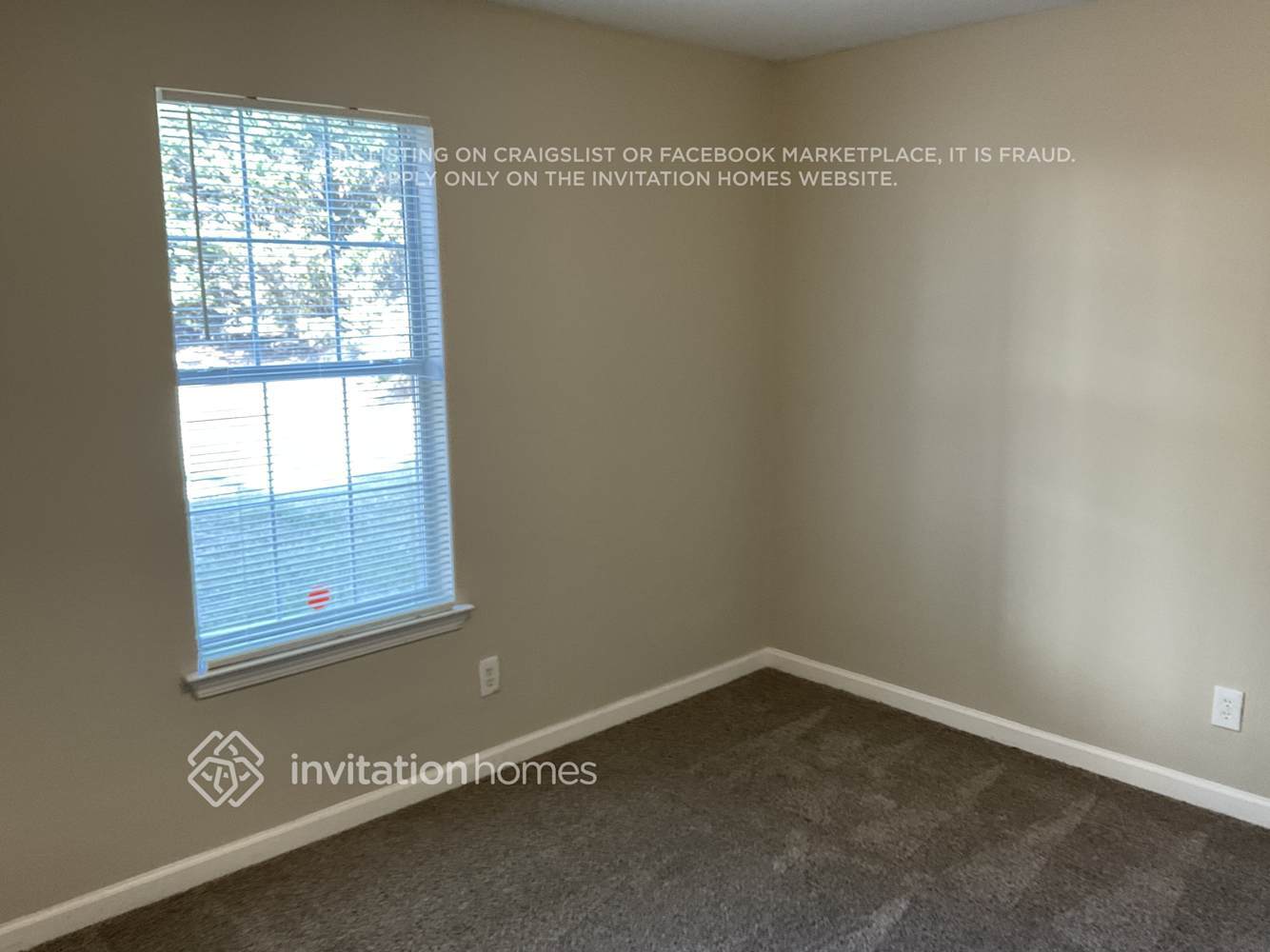 Building Photo - 301 Summer Hill Cir