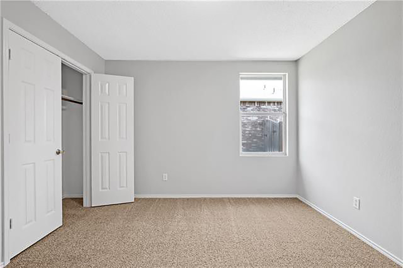 Building Photo - 1419 Windy Meadows Dr